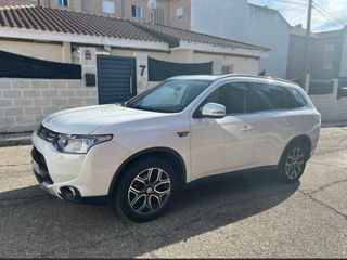 Mitsubishi Outlander PHEV