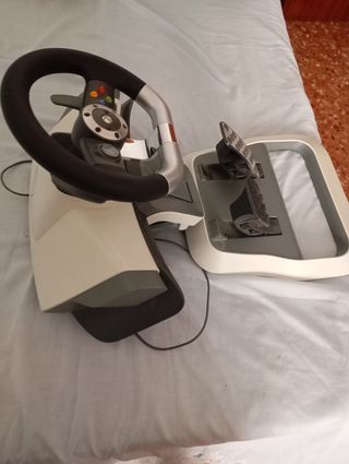 Volante Logitech Driving Force GT Xbox 360