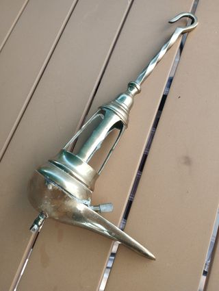 Lampara aceite metal dorada