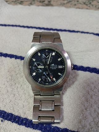 Reloj Lotus azul