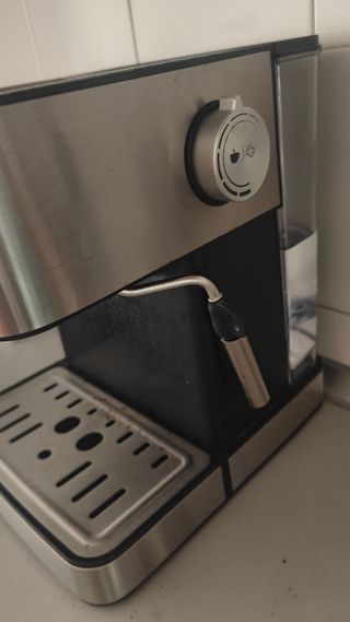 Cafetera express Cecotec 20 bares
