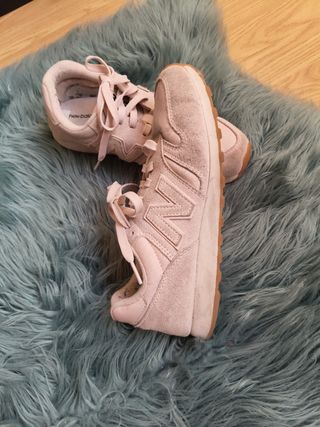 Zapatillas New Balance rosa palo, número 39