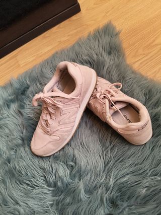 Zapatillas New Balance rosa palo, número 39