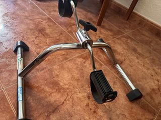 Bicicleta estática plegable