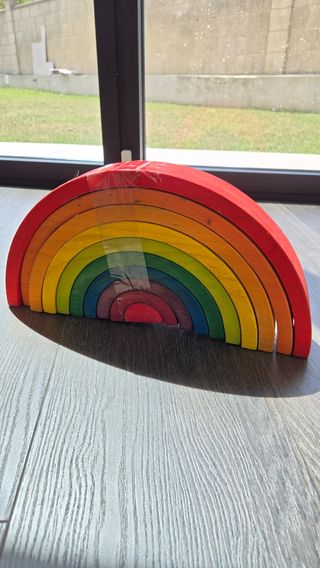 Arcoiris Waldorf de madera Montessori