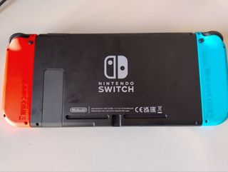 Nintendo Switch + juegos +estuche