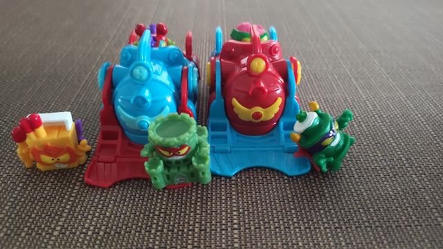 SuperThings Coches y Figuras