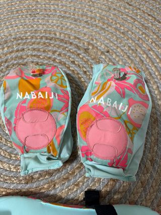 Chaleco y manguitos Nabaiji