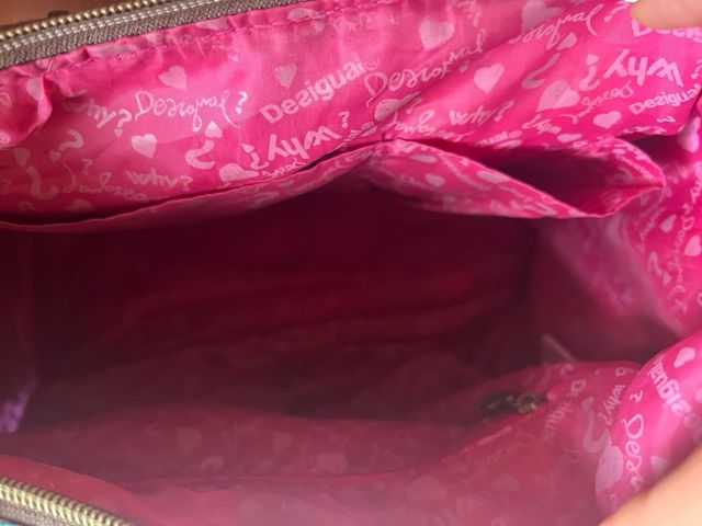 Bolso Desigual multicolor.