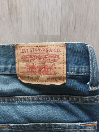 Levi's 512 Bootcut | Pantalón tejano
Talla 31 (40)