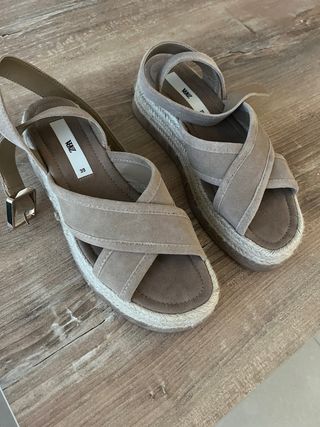 Sandalias Zara beige - Talla 39