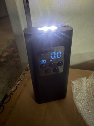 Gonfiatore digitale portatile