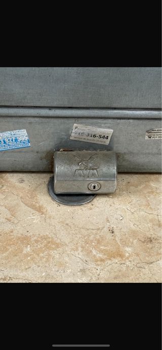 Cilindro cerradura persiana 2 llaves