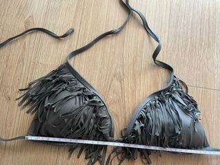 Bikini triángulo flecos relleno T.38/40