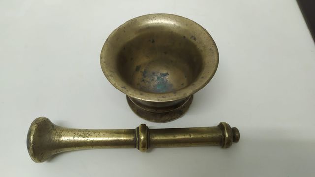Almirez bronce antiguo