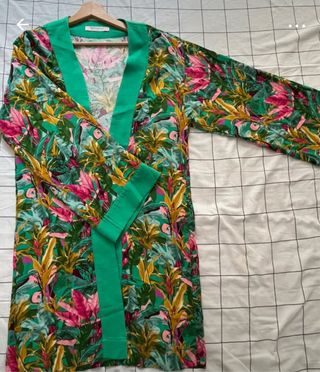 Kimono Basement verde estampado