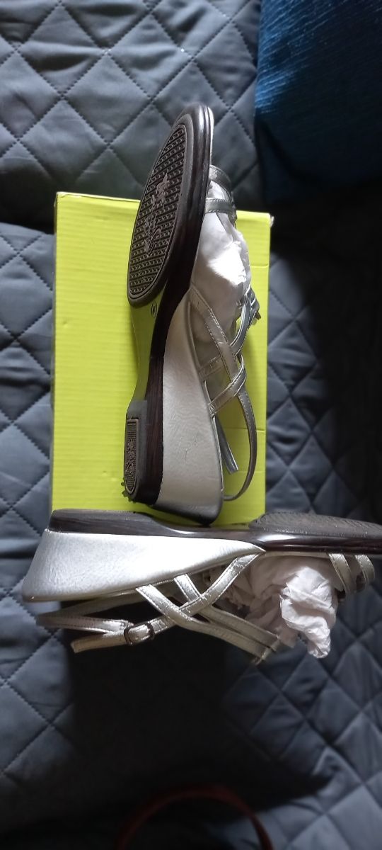 Sandalias piel- Talla 40
