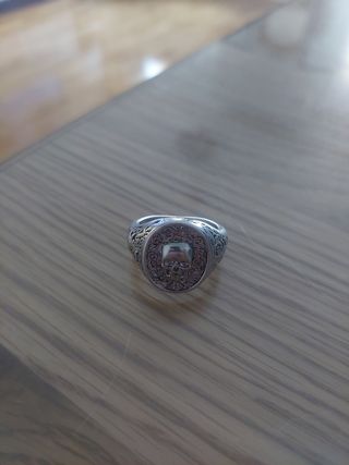 Anillo calavera, sello de plata india. 