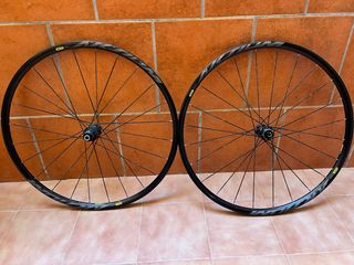Ruedas Mavic Aksium Disc