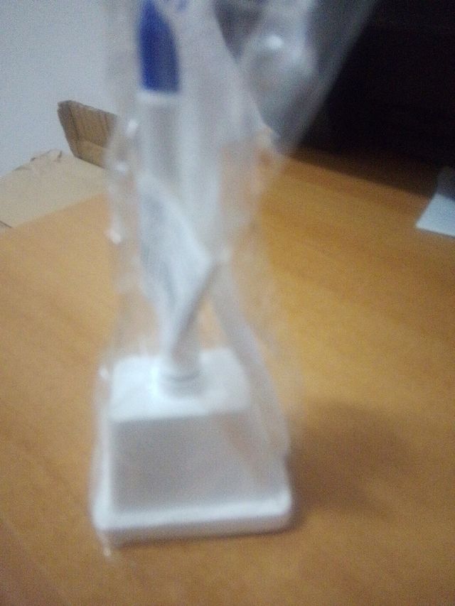 Una busta di penne per scrivere da scrivania