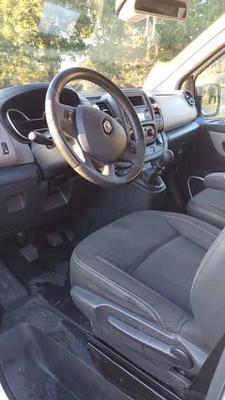 Renault Trafic 2015
