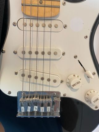 Guitarra Harley Benton niño