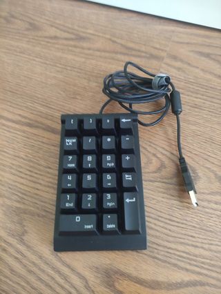 Teclado numérico negro