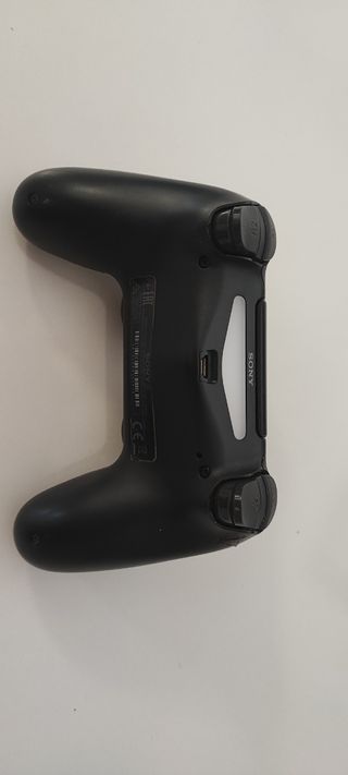 PS4 Pro (PlayStation 4) + mando