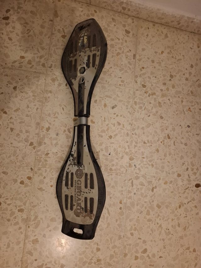 Skateboard GiBoard usado