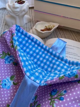 Funda libros - Lila con flores