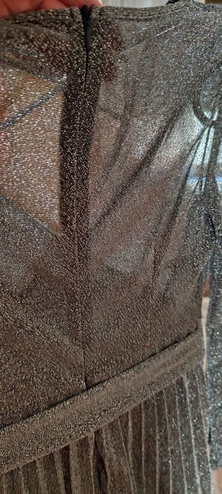 Vestido fiesta plisado plata