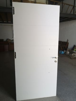 Puerta exterior roble maciza blanca