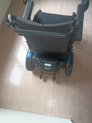 Silla eléctrica QUICKIE Q200 R