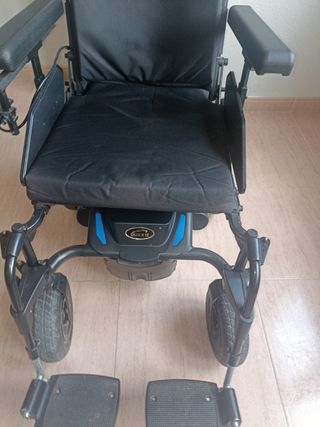 Silla eléctrica QUICKIE Q200 R