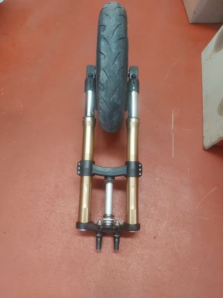 Horquilla invertida completa Benelli 752S 2020 abs