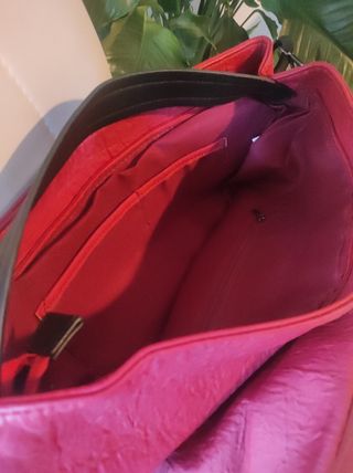 Borsa rossa a tracolla mai usata!