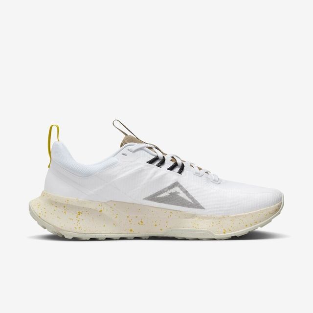 Zapatilla Deportiva Nike Juniper Trail 2 Contraste