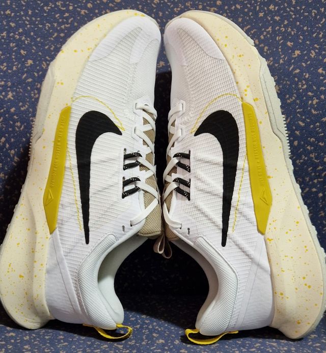 Zapatilla Deportiva Nike Juniper Trail 2 Contraste