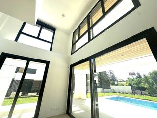 Casa en alquiler en Valdemarín en Madrid