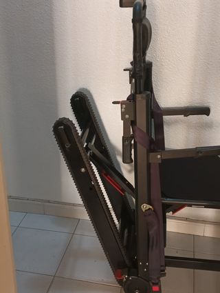 Silla salvaescaleras plegable