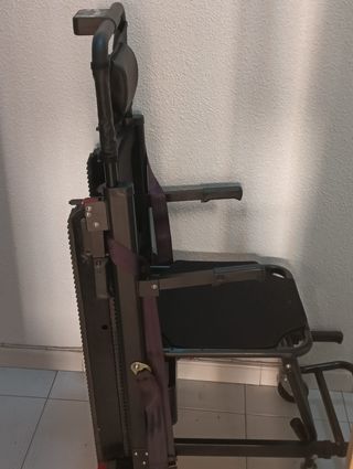 Silla salvaescaleras plegable