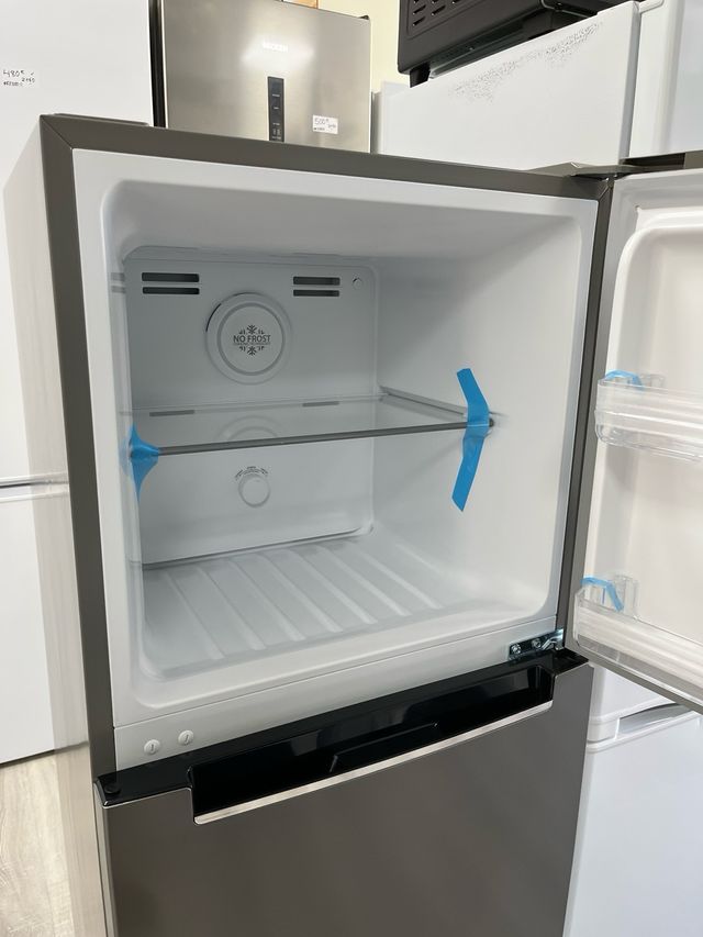 Nevera Svan inox AA no frost - 350€