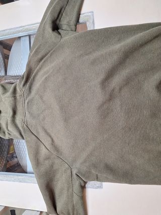 Sudadera Nike verde oliva con capucha