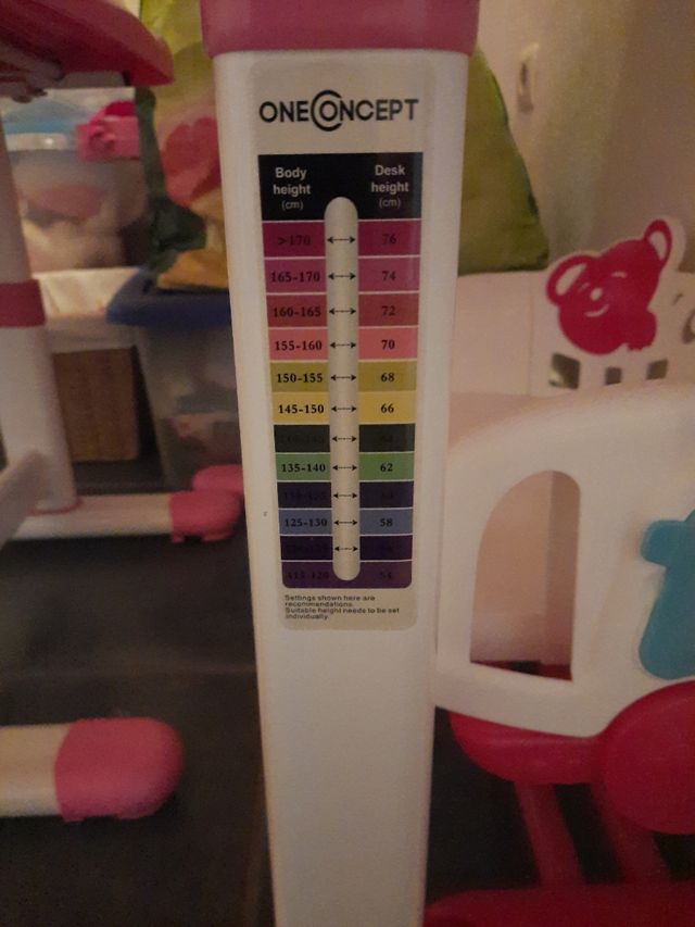 Mesa escritorio con silla