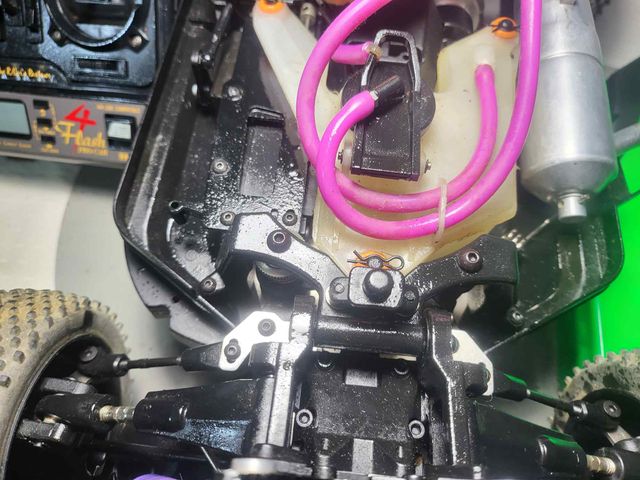 TEAM MAGIC 1/8 Off-Road Buggy