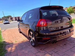 Volkswagen Golf 2005