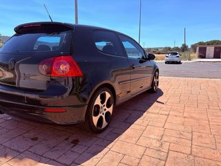 Volkswagen Golf 2005
