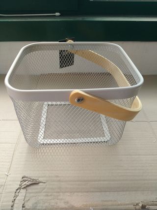 Cestino portaoggetti grigio e beige