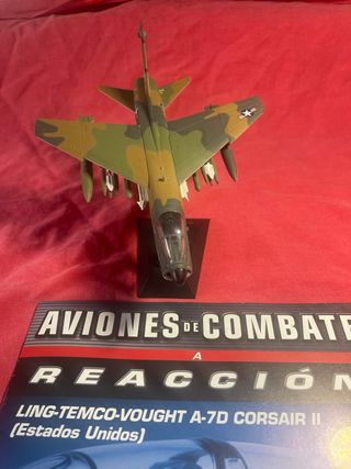 Avion A-7D Corsair II Maqueta