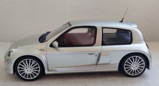 Renault Clio V6 Phase 2 1/18 Ottomobile OT842